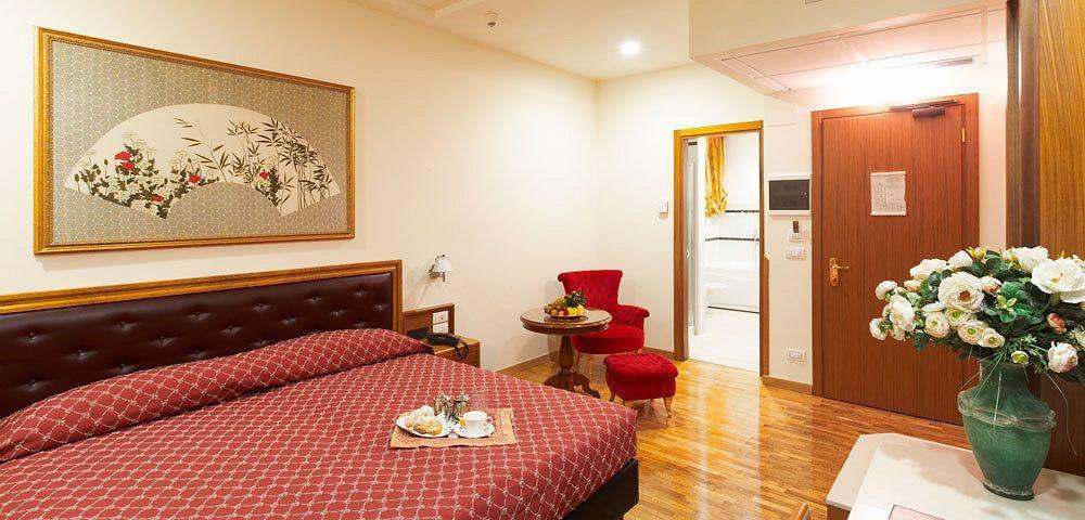 Hotel Svevo Джоя-дель-Колле Екстер'єр фото